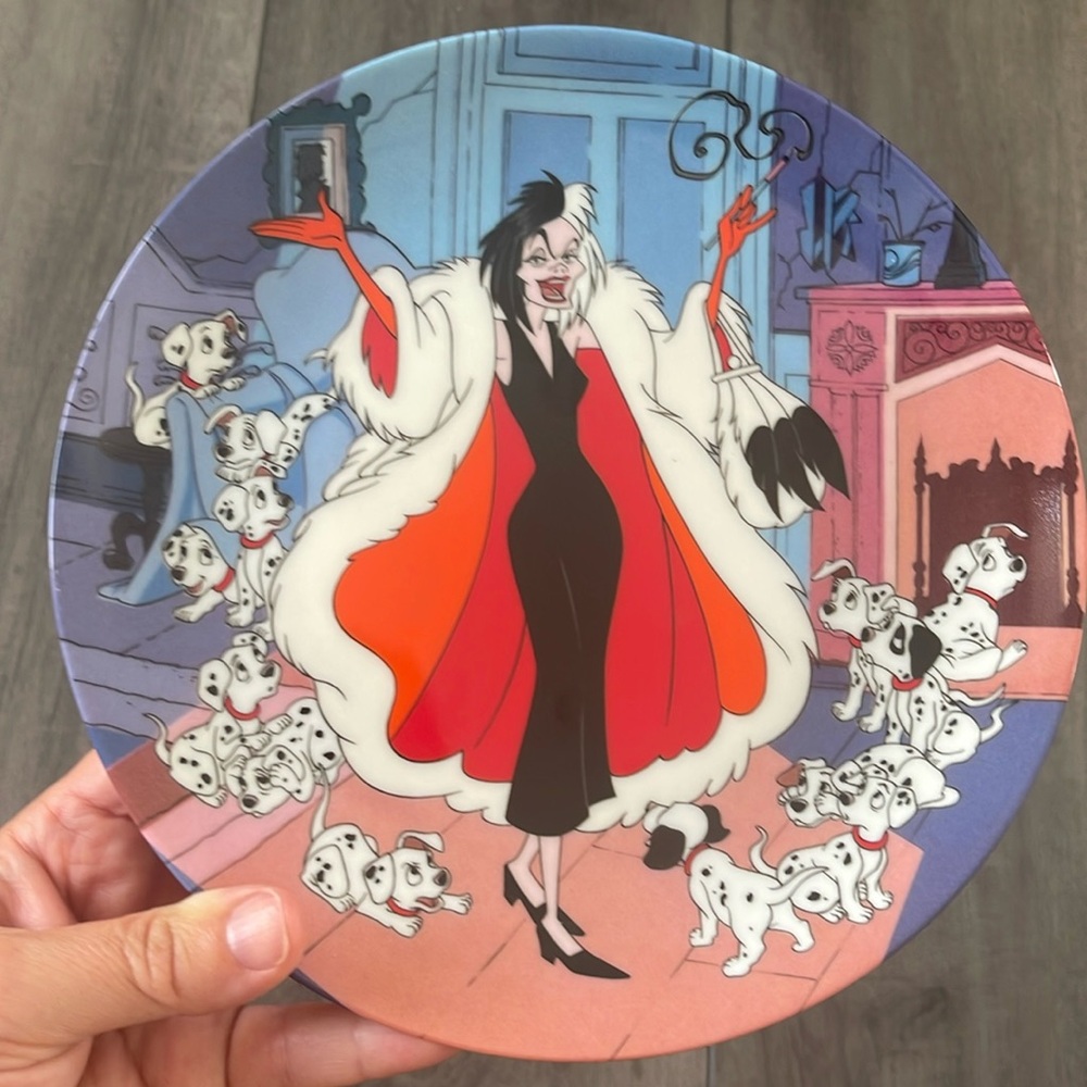 Hello Darling 101 Dalmatians Decorative plate